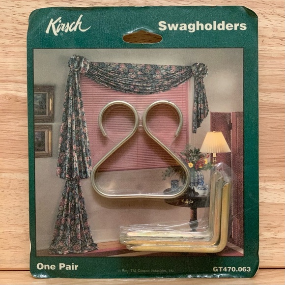 Kirsch Gold Tone Tulip Curtain Swagholders, Model No. GT470.063 - Picture 1 of 4
